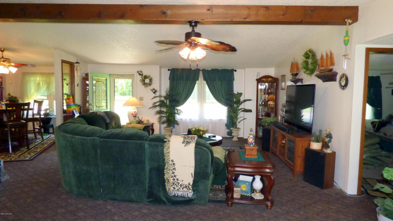 3973 E River Rd, Buchanan, MI 49107 photo 23