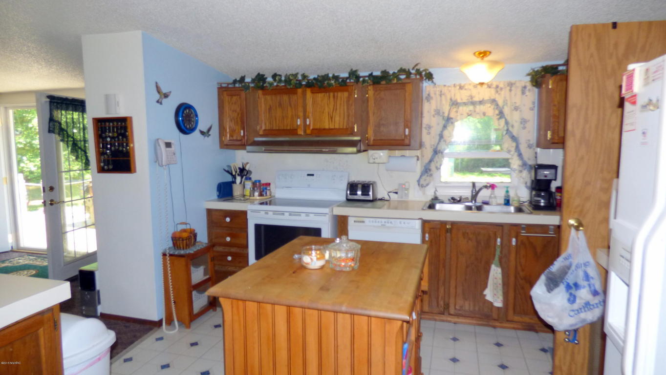 3973 E River Rd, Buchanan, MI 49107 photo 37