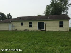 5755 E Buffalo Rd, Buchanan, MI 49107 photo 3