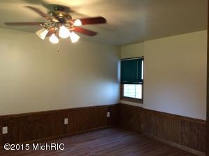 608 Clinton St, Marshall, MI 49068 photo 14