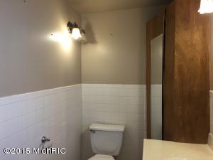608 Clinton St, Marshall, MI 49068 photo 11