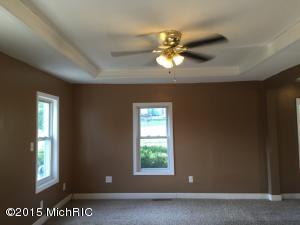 608 Clinton St, Marshall, MI 49068 photo 7