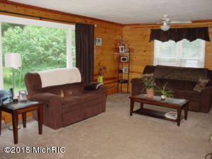 4320 E 82nd St, Newaygo, MI 49337 photo 2