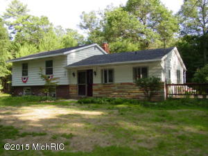 4320 E 82nd St, Newaygo, MI 49337 photo 1