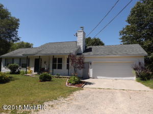 8785 N Johnson Rd, Belding, MI 48809 photo 1