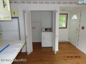 744 E Michigan Ave, Marshall, MI 49068 photo 15
