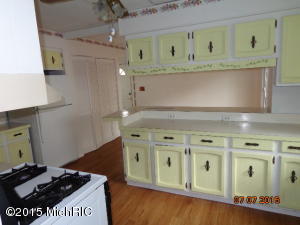 744 E Michigan Ave, Marshall, MI 49068 photo 14