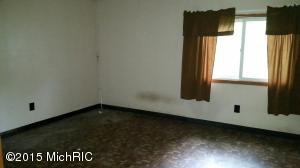 4393 E 8th St, White Cloud, MI 49349 photo 5