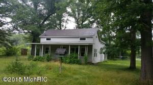 4393 E 8th St, White Cloud, MI 49349 photo 1