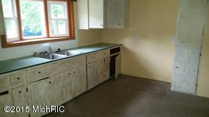 4393 E 8th St, White Cloud, MI 49349 photo 3