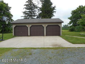 5948 E Hansen Rd, Custer, MI 49405 photo 3