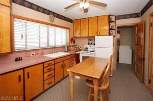 249 W First Ave, Plainwell, MI 49080 photo 5