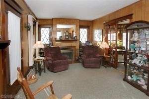 249 W First Ave, Plainwell, MI 49080 photo 4
