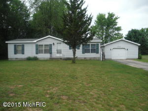 1749 S Riverview, White Cloud, MI 49349 photo 1