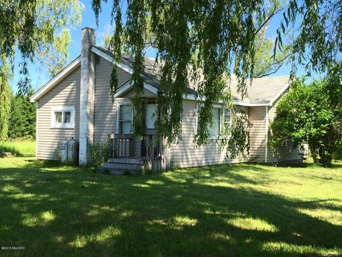 9519 N Warner, Bitely, MI 49309 photo 3