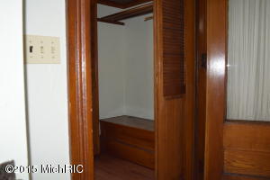 381 Second St, Manistee, MI 49660 photo 9