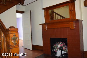 381 Second St, Manistee, MI 49660 photo 11