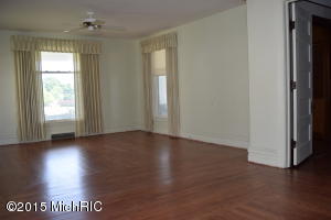 381 Second St, Manistee, MI 49660 photo 5