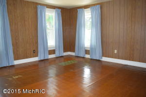 381 Second St, Manistee, MI 49660 photo 40