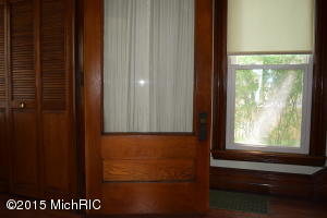381 Second St, Manistee, MI 49660 photo 8