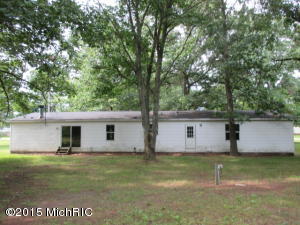 5582 Laraway Dr, Pullman, MI 49450 photo 1