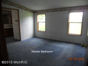 3094 E 128th St, Grant, MI 49327 photo 4