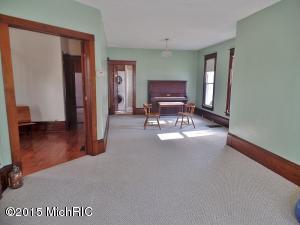 237 Mill St, Big Rapids, MI 49307 photo 5