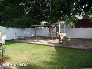 237 Mill St, Big Rapids, MI 49307 photo 25