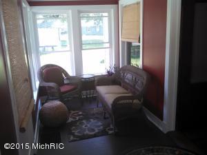 320 Jersey, Plainwell, MI 49080 photo 7