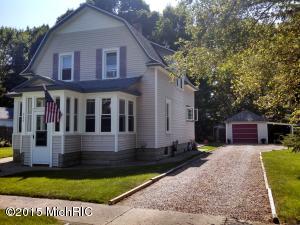 320 Jersey, Plainwell, MI 49080 photo 1