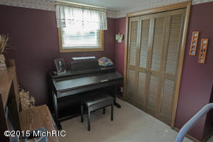 1677 Pinta Pl, Holland, MI 49424 photo 33