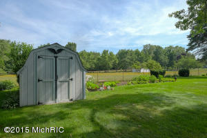 1677 Pinta Pl, Holland, MI 49424 photo 5
