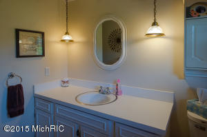 1677 Pinta Pl, Holland, MI 49424 photo 28
