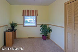 1677 Pinta Pl, Holland, MI 49424 photo 21