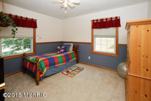 169 11th St, Plainwell, MI 49080 photo 11