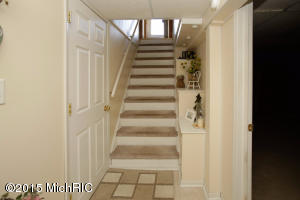 169 11th St, Plainwell, MI 49080 photo 17