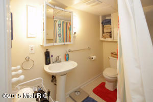 169 11th St, Plainwell, MI 49080 photo 16