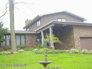 1920 Champlain Dr, Niles, MI 49120 photo 1