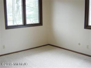 1920 Champlain Dr, Niles, MI 49120 photo 12