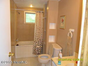 69638 38th Ave, Covert, MI 49043 photo 11