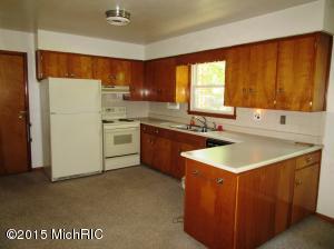 405 Chippewa St, Buchanan, MI 49107 photo 7
