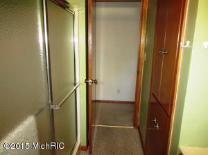 405 Chippewa St, Buchanan, MI 49107 photo 17