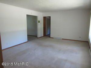 405 Chippewa St, Buchanan, MI 49107 photo 13