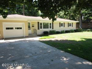 405 Chippewa St, Buchanan, MI 49107 photo 1
