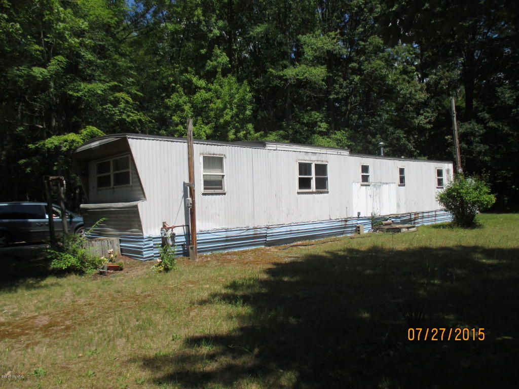 860 S Goode, White Cloud, MI 49349 photo 9