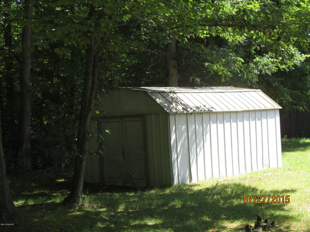 860 S Goode, White Cloud, MI 49349 photo 14