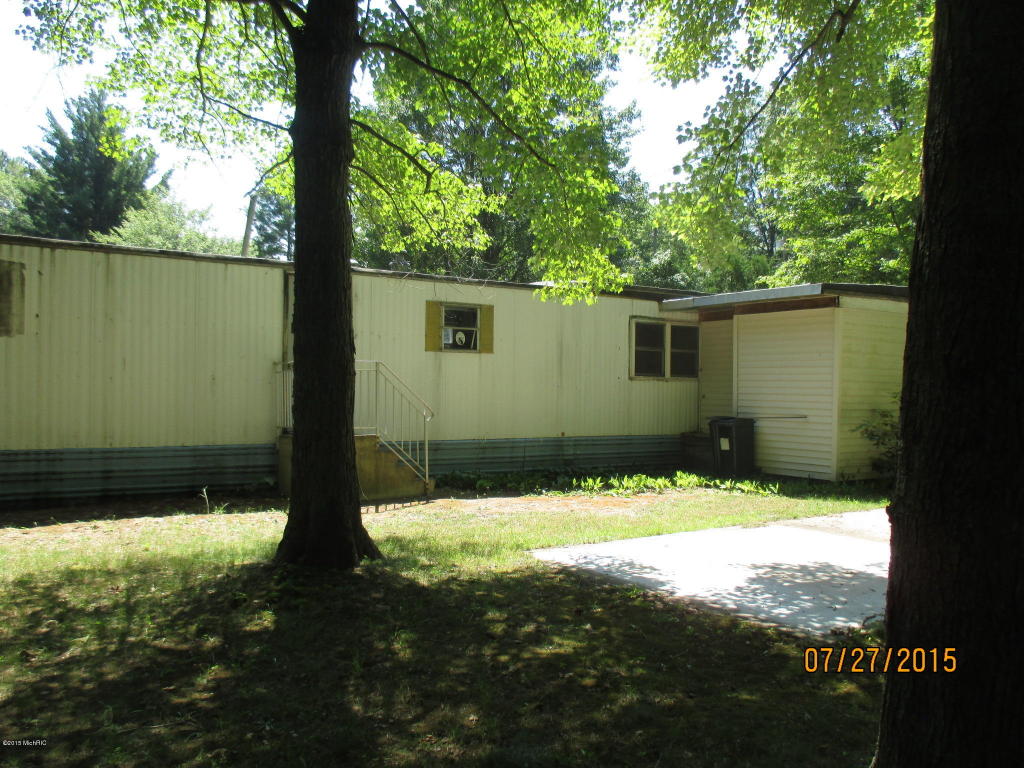 860 S Goode, White Cloud, MI 49349 photo 10
