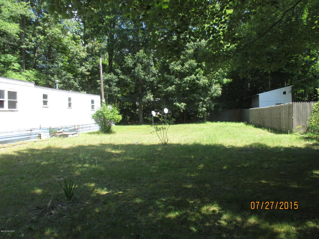 860 S Goode, White Cloud, MI 49349 photo 15