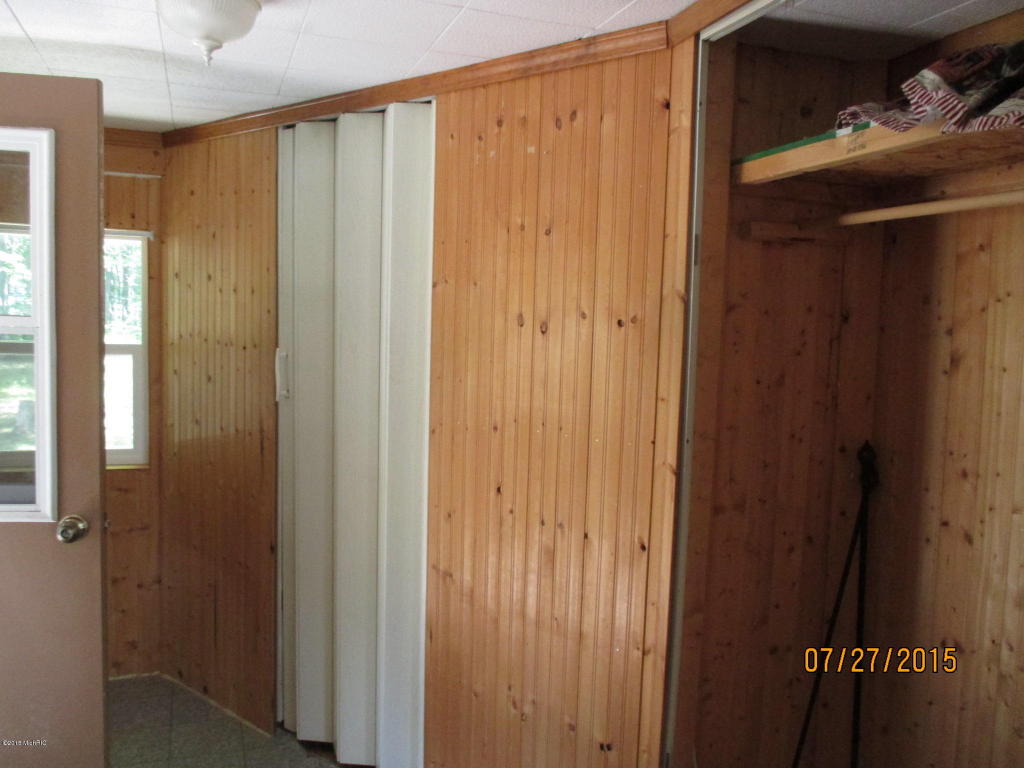 860 S Goode, White Cloud, MI 49349 photo 17