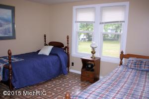 4075 W Stanton Rd, Stanton, MI 48888 photo 10